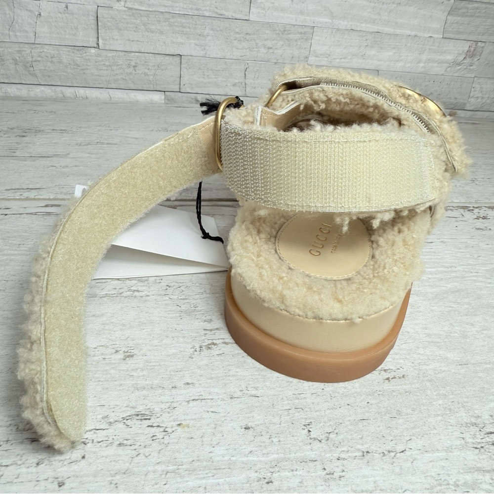 Gucci Women’s 38.5 Merino Wool Shearling GG Marmont Dad Sandals Buterscotch NEW - Picture 16 of 16